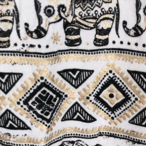 Boho Muscle Tank - Picture 2 of 3